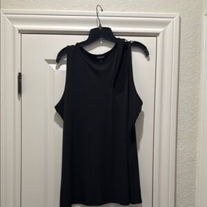 Black Sleeveless Top